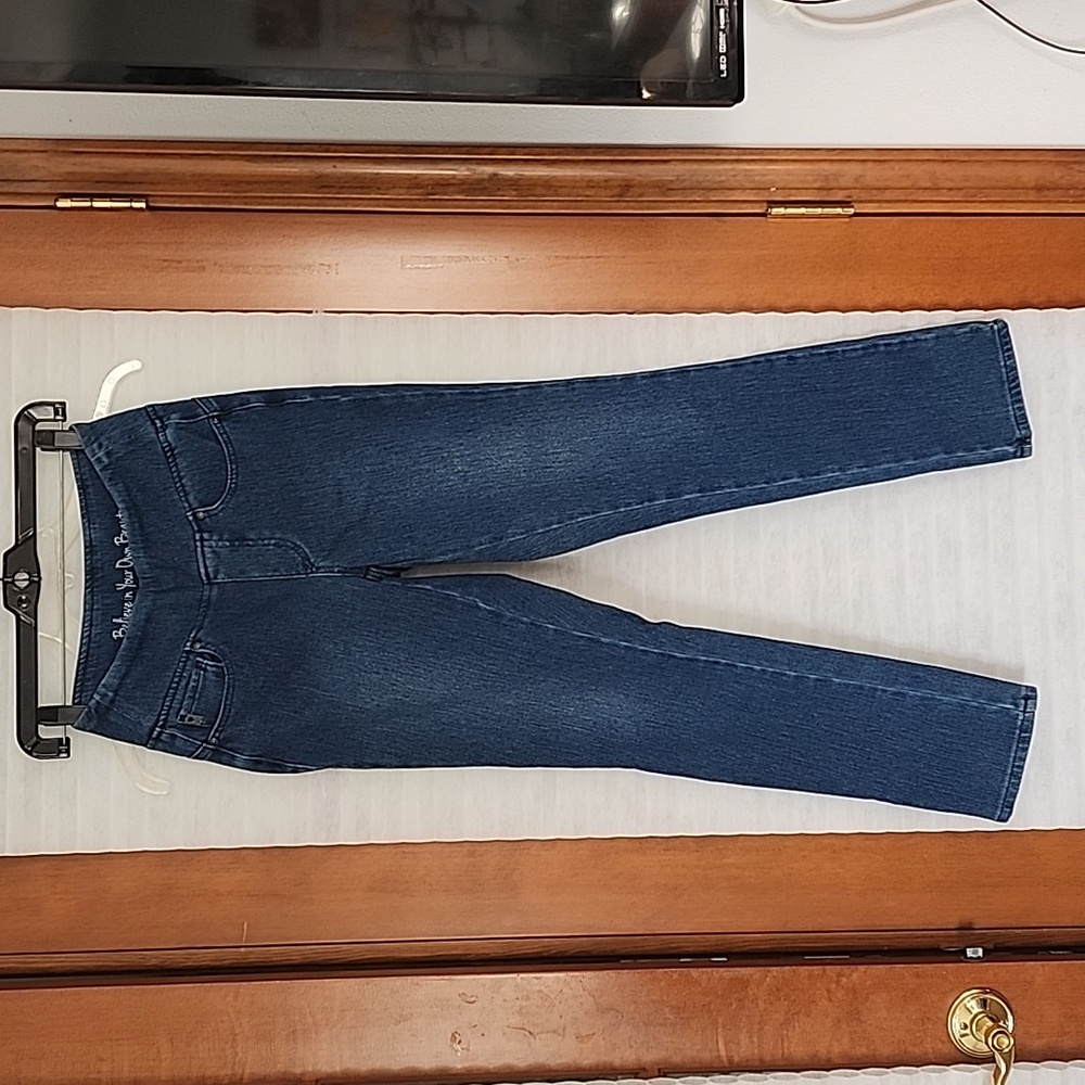 Jeggings. Belle brand. sz 2.